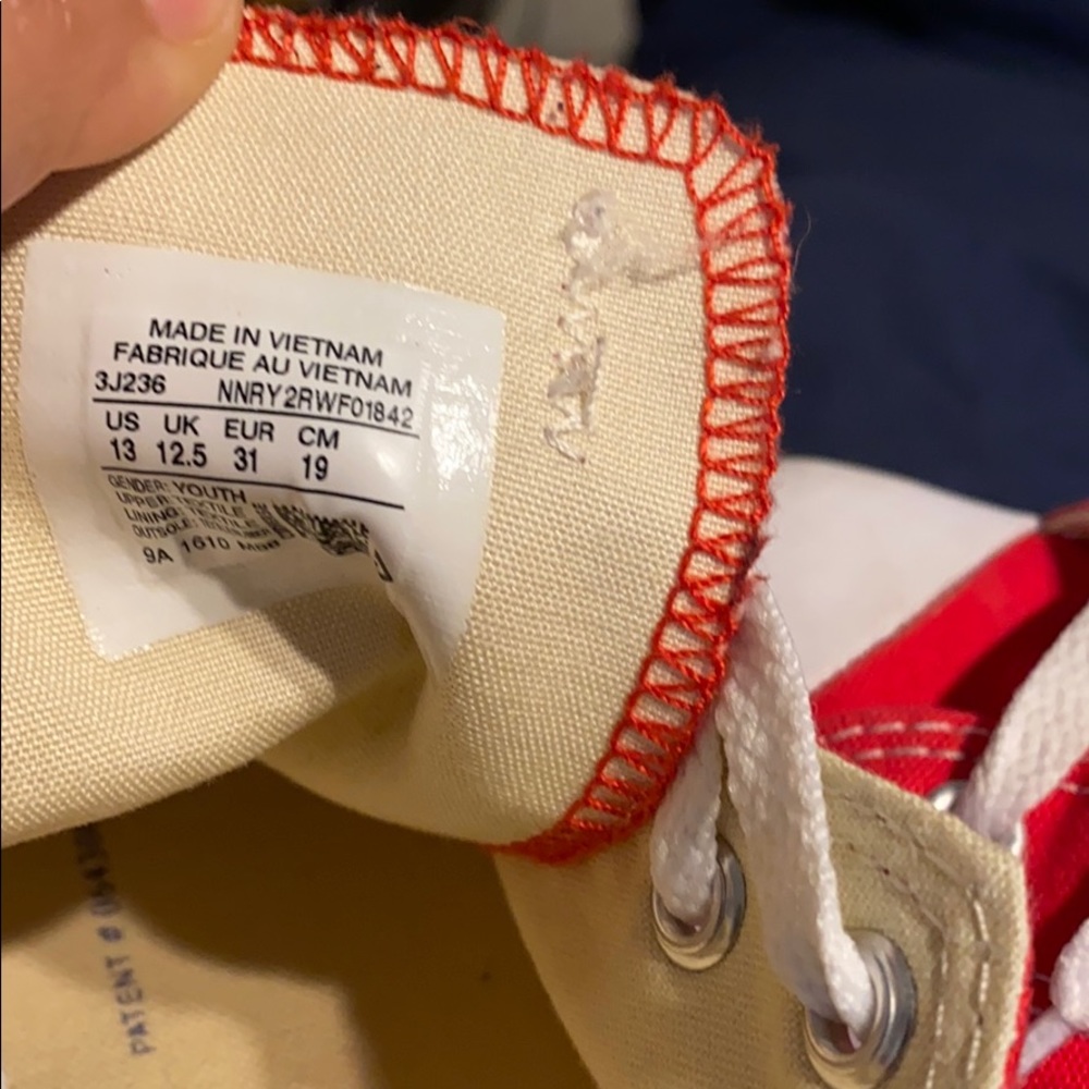 Converse - Picture 3 of 3